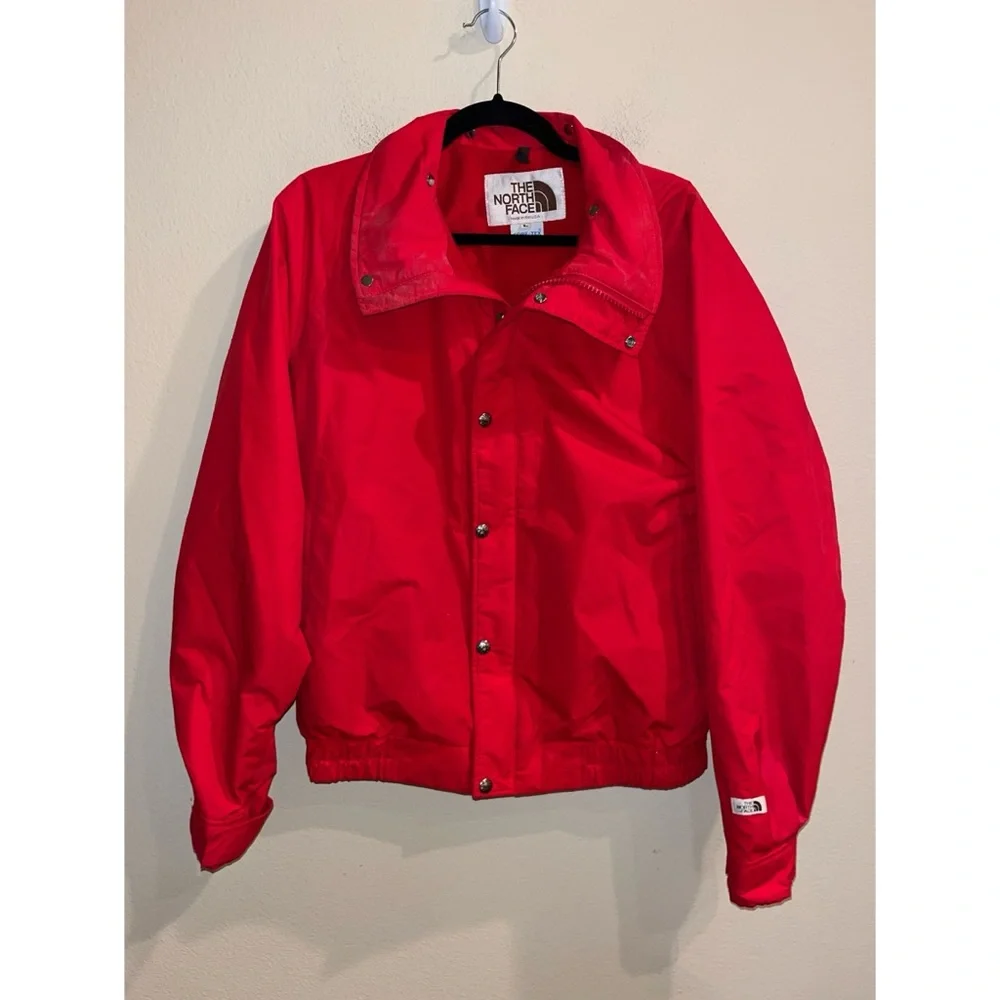 The North Face Vintage Gore-Tex Red Jacket Size‎ Large